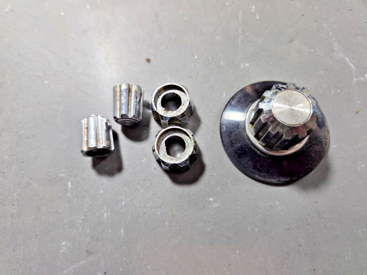 COMPLETE SET OF KNOBS FOR PACE CB-144 MOBILE CB RADIO