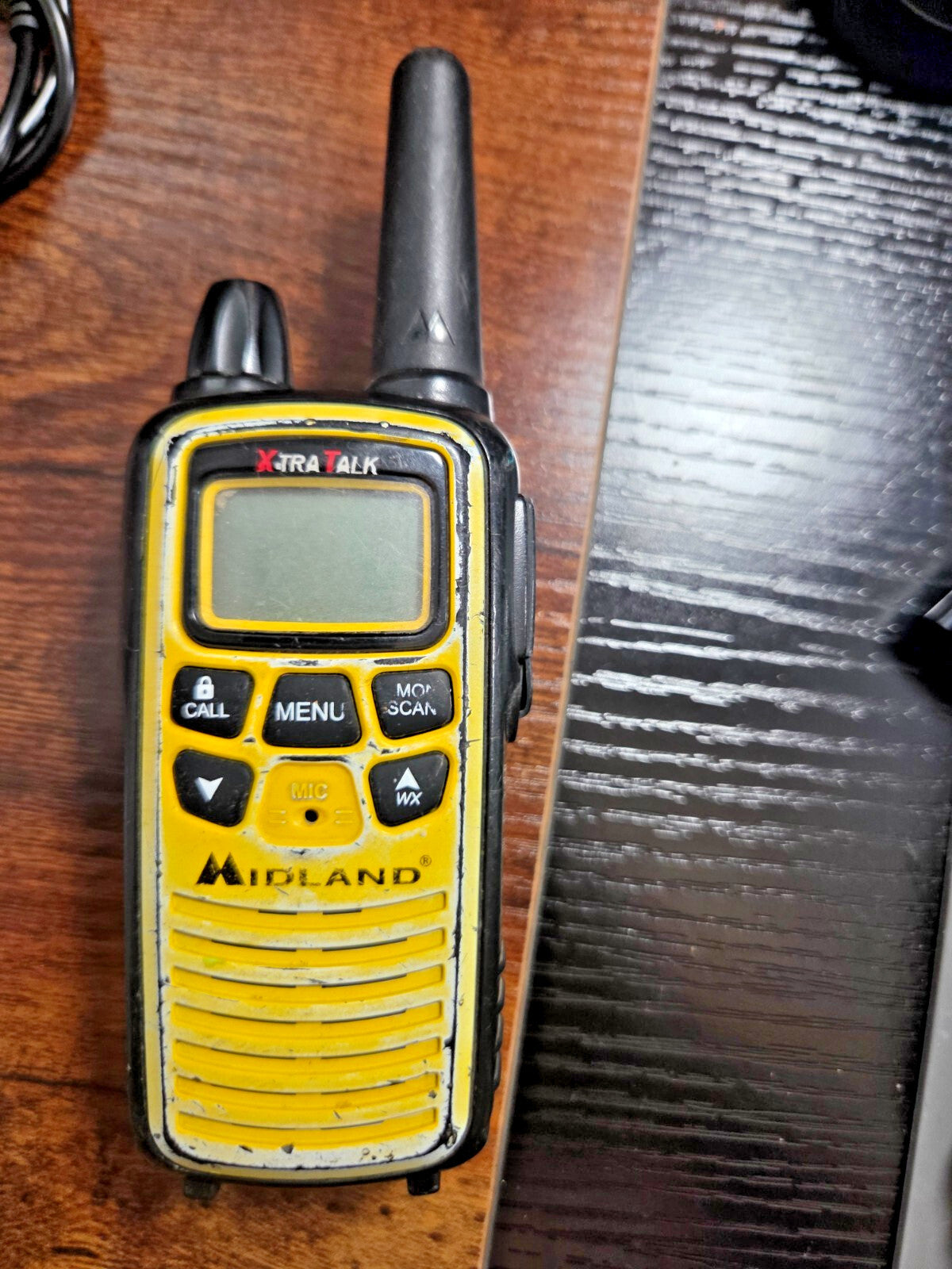 PAIR MIDLAND X-TRA TALK BOTH WORK, ONE MISSING BATTERY COVER BOGO