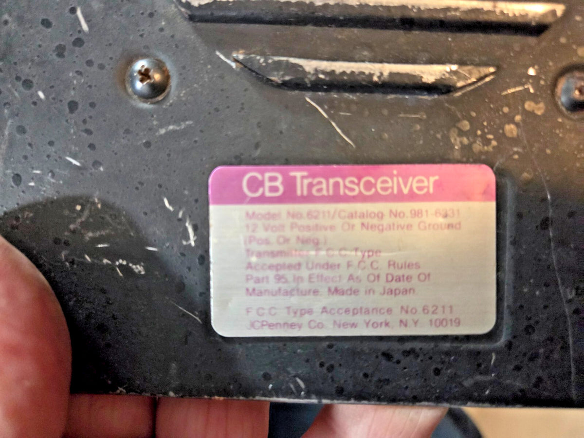 TOP/BOTTOM COVER INCLUDING SPEAKER FOR JC PENNEY MODEL 6211 MOBILE CB RADIO